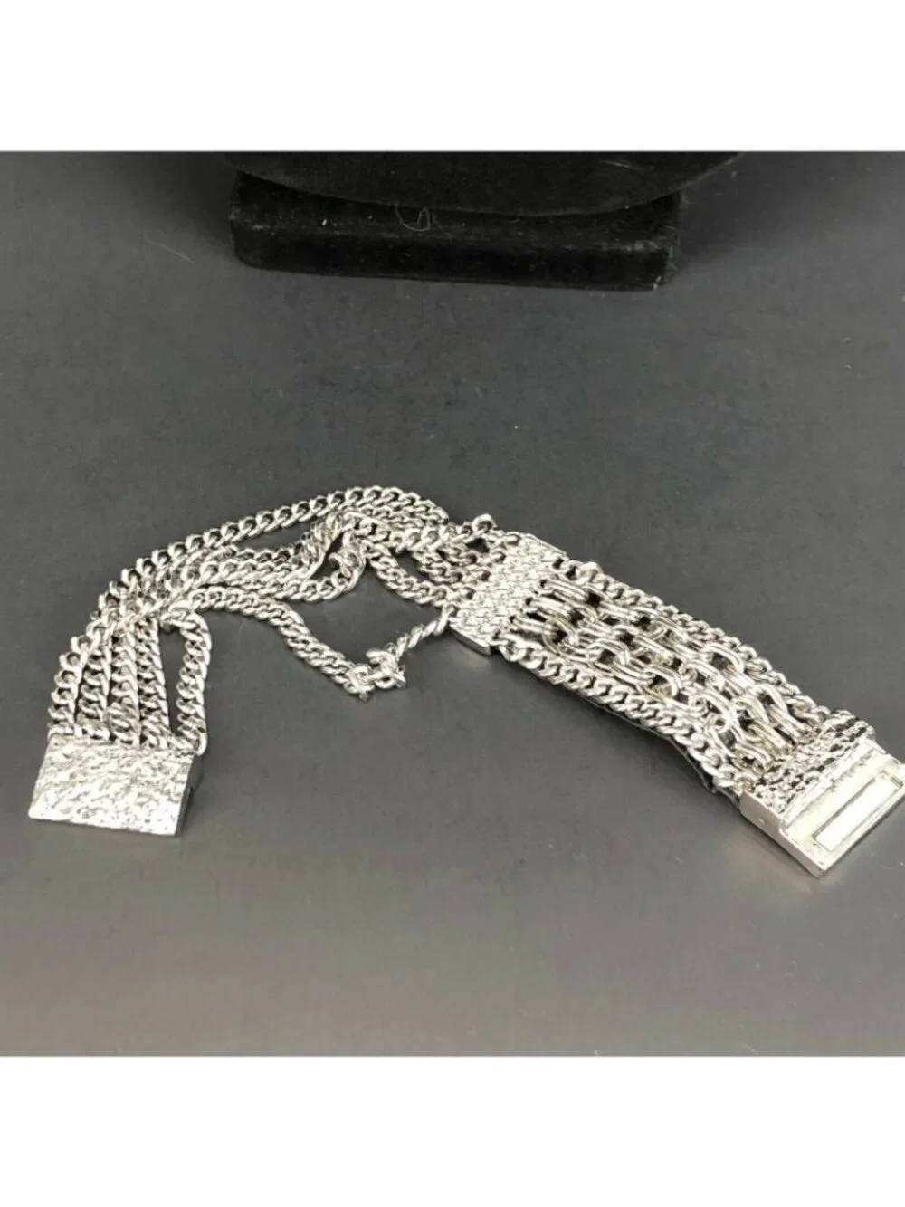 Vera Wang Dark Silver Tone Magnetic Chain Bracelet - Picture 2 of 6